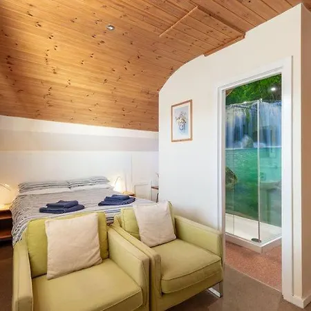Discovery Loft Guest house Whitby