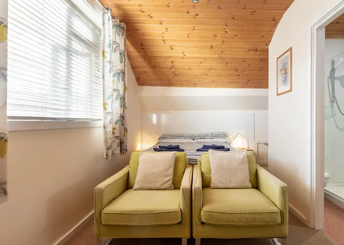 Discovery Loft 3* 惠特比